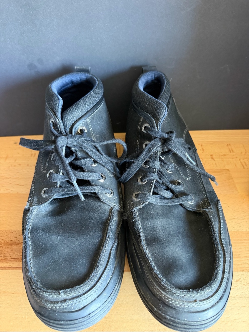Skechers Men's Black Lace-Up Chukka Boots